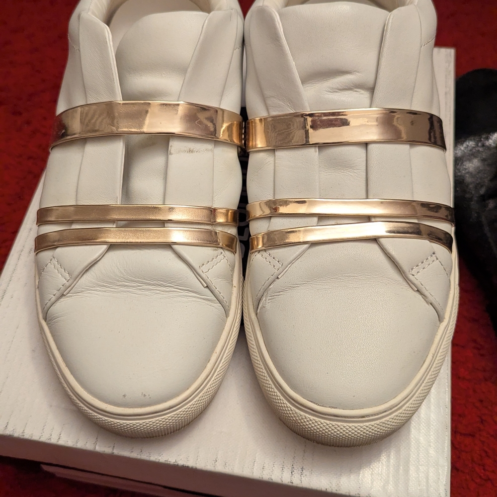 Kurt Geiger London Women's White and Gold Sneakers